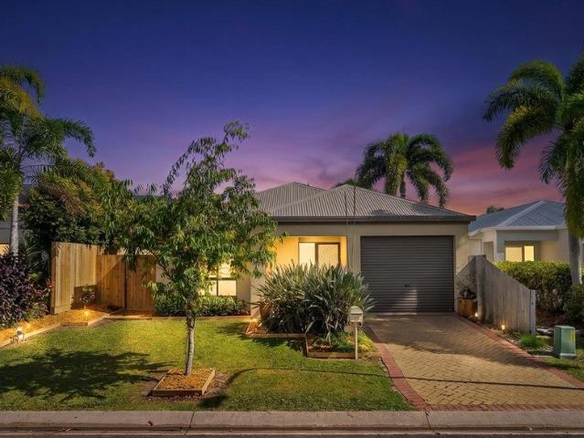 House for sale in Kewarra Beach, Queensland