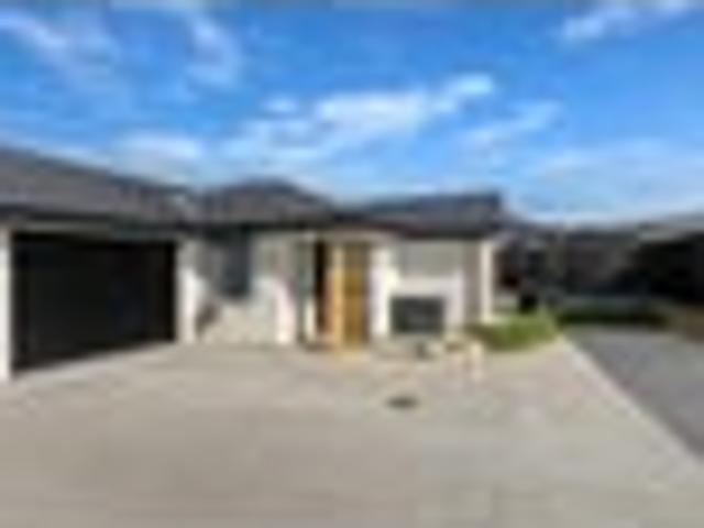 House for sale in Otakou