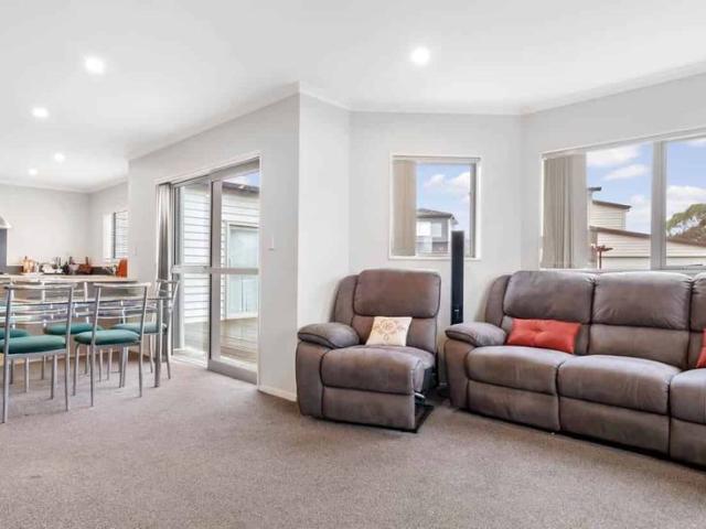 House for rent in Owhata