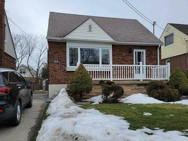 House for sale in Ancaster, Ontario