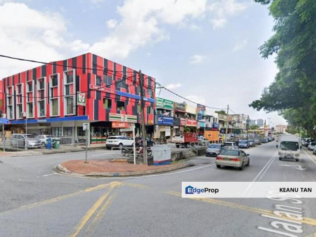Shop for rent in Petaling Jaya, Petaling
