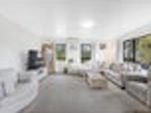 Apartment for sale in Howick West, Howick