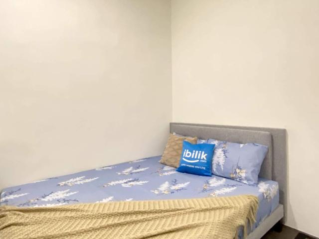 Room for rent in Sendayan Village, Negeri Sembilan