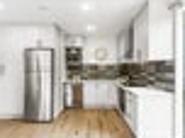 House for sale in Oratia, Oroua County