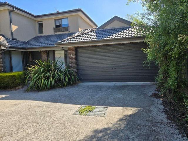 Townhouse for rent in Clayton, Melbourne