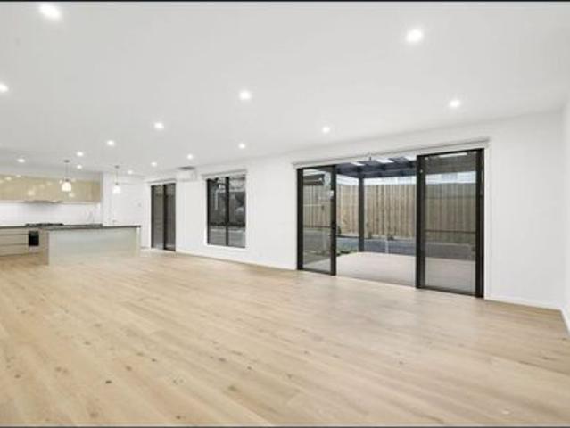 Townhouse for rent in Camerons Creek, Victoria