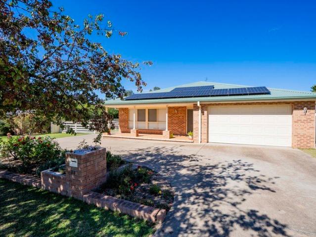 House for sale in Cootamundra, New South Wales