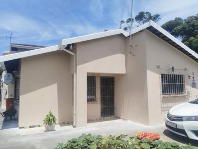 House for sale in Umkomaas, Kwazulu-natal