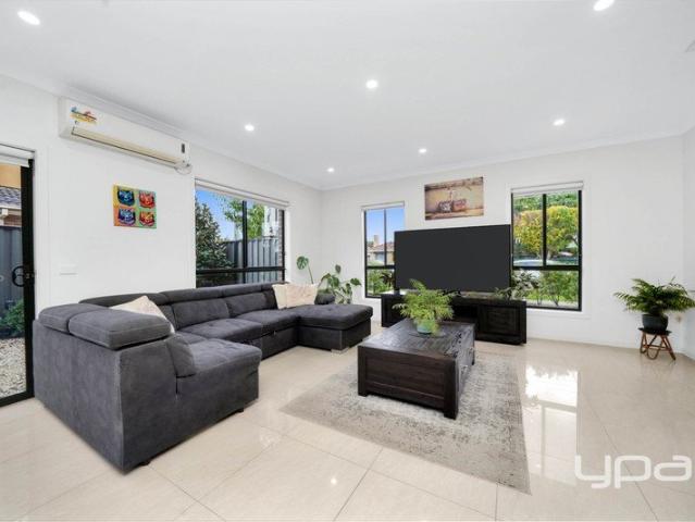 Townhouse for sale in Camerons Creek, Victoria