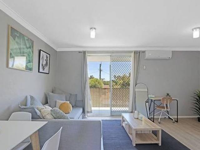 House for rent in Cockburn, Western Australia