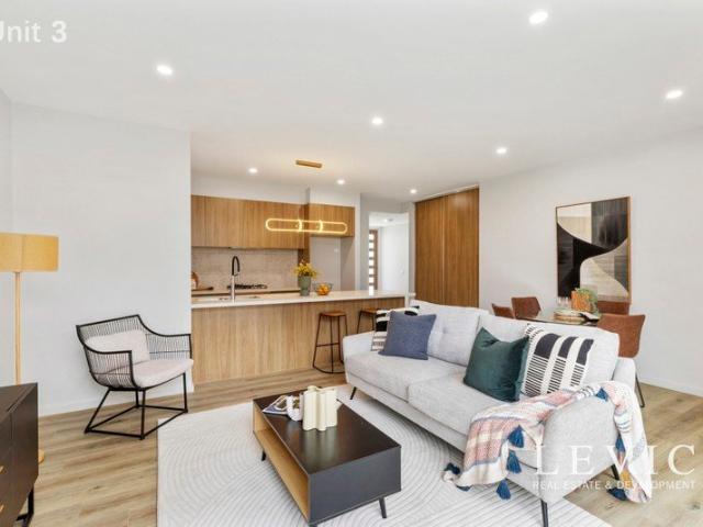 Townhouse for sale in Camerons Creek, Victoria