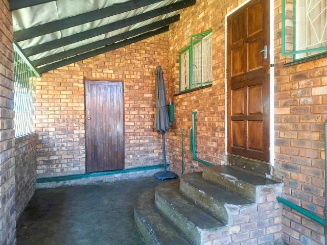 House for sale in Waterkloof, Gauteng