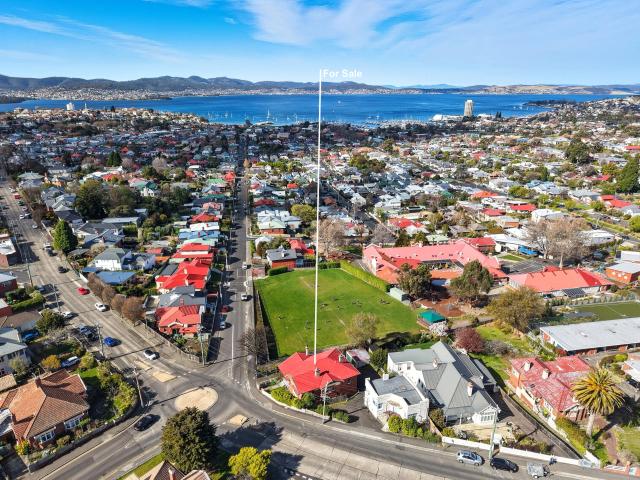 Apartment for sale in Dynnyrne, Tasmania