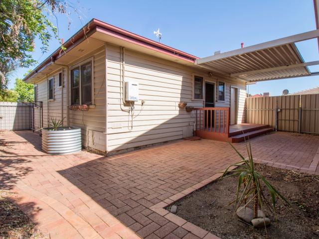 Townhouse for sale in North Albury, New South Wales