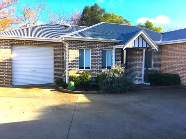 Townhouse for rent in Manchester Square, New South Wales
