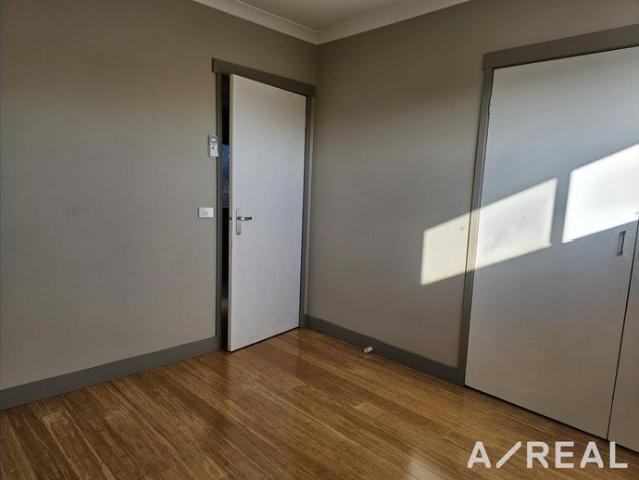 Townhouse for rent in Camerons Creek, Victoria