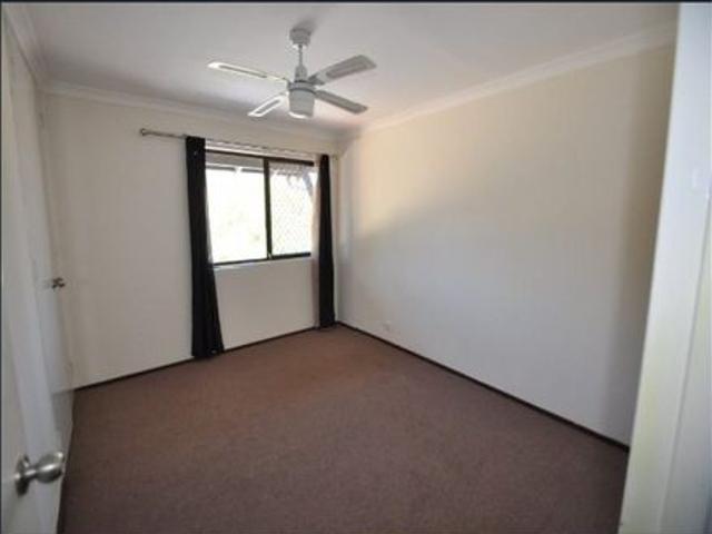 Townhouse for rent in Como, Western Australia