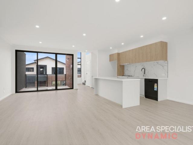 Townhouse for rent in Camerons Creek, Victoria