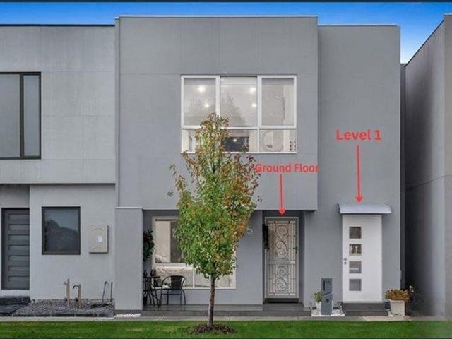 Townhouse for rent in Evans Park, Melbourne