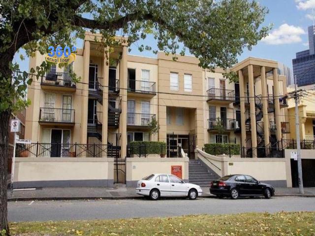 Apartment for rent in Carlton