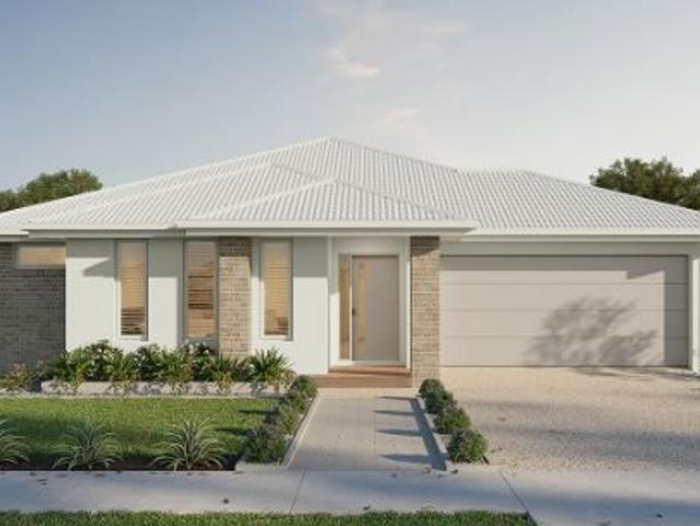 Cottage for sale in Warragul, Victoria
