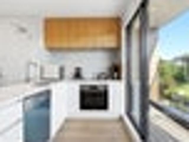 Townhouse for sale in Whangaparaoa