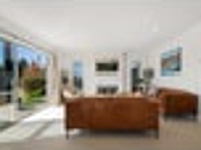 House for sale in Otakou