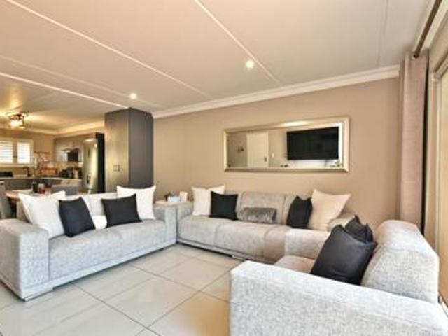 Apartment for sale in Gauteng