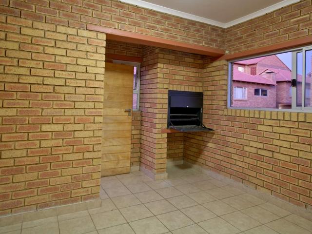 Apartment for rent in Waterkloof, Gauteng