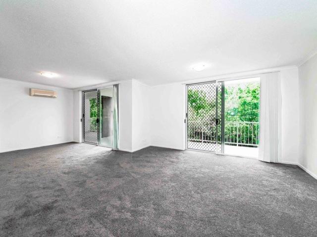 Apartment for rent in Toombul, Queensland