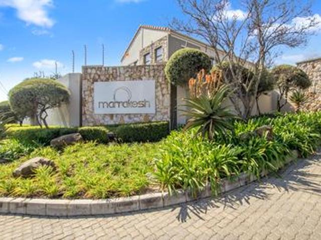 Apartment for sale in Sandton, City of Johannesburg Metropolitan Municipality
