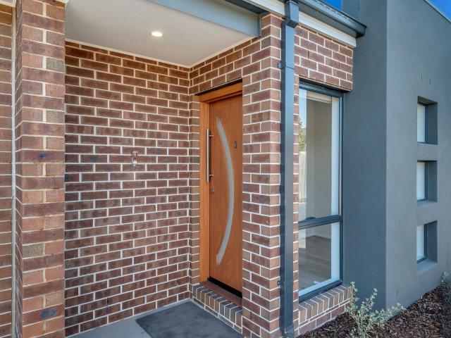 Townhouse for sale in Truganina, Melbourne