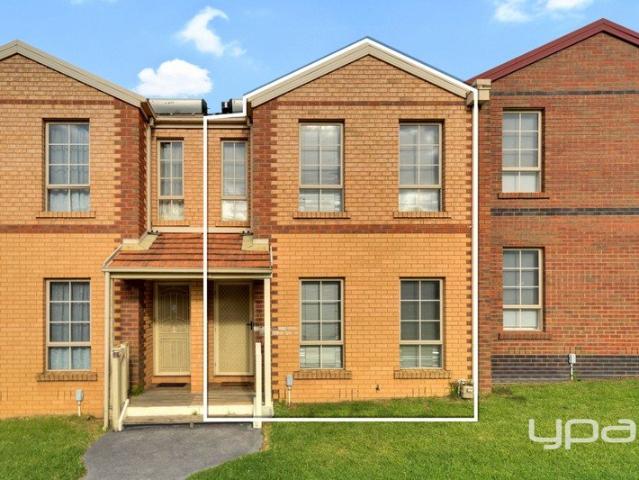 Townhouse for sale in Camerons Creek, Victoria