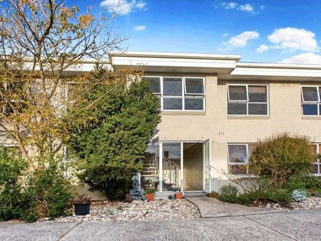 Apartment for sale in Camerons Creek, Victoria