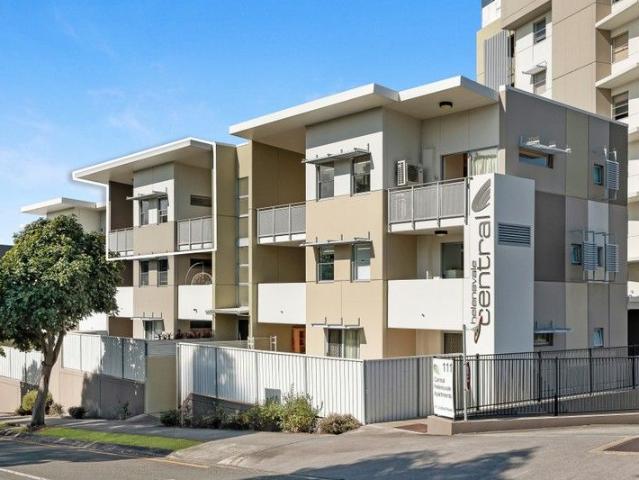 Apartment for sale in Helensvale Town Centre