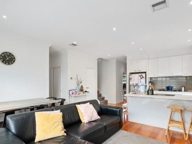 Townhouse for rent in Camerons Creek, Victoria