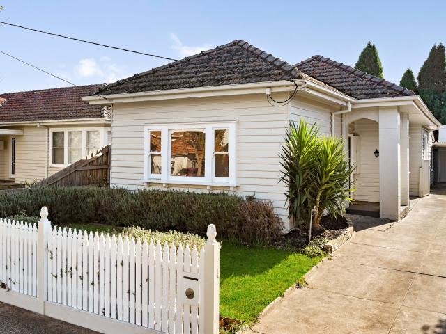 House for rent in Pascoe Vale South, Melbourne