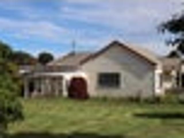 House for sale in Otakou