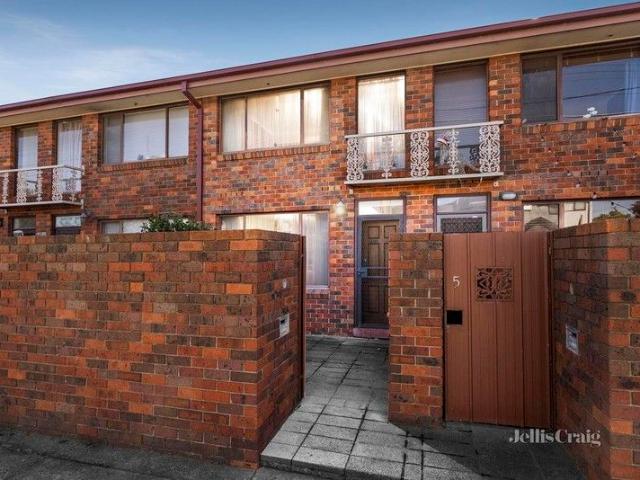 Apartment for sale in Altona