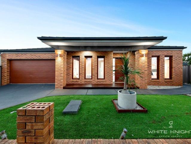 House for sale in Tenterfield, Melbourne