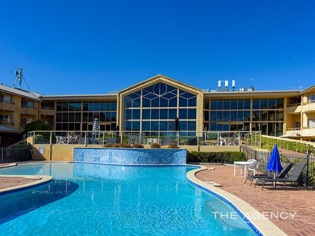 Apartment for sale in Broadwater, Western Australia