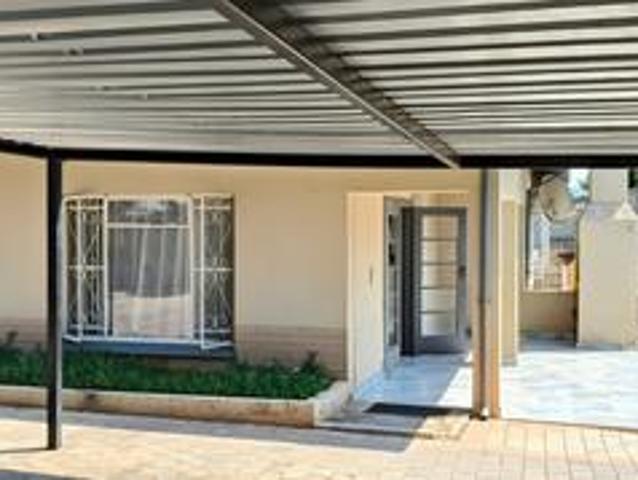 Apartment for sale in Waterkloof, Gauteng