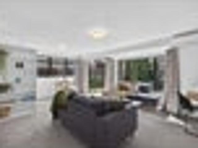 House for sale in Chaslands, Canterbury