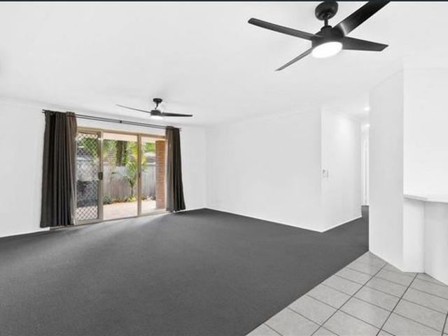 Apartment for rent in Fernbrook, Queensland
