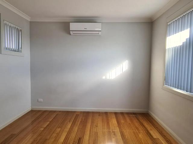 Townhouse for rent in Broadmeadows, Melbourne
