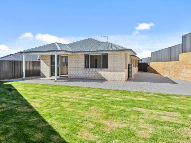 House for rent in Mandurah