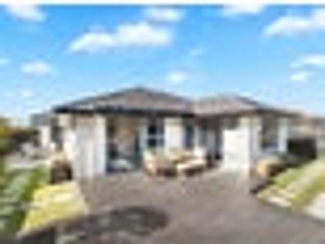 House for sale in Chaslands, Canterbury