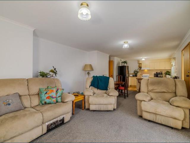 Apartment for rent in Sale, Victoria
