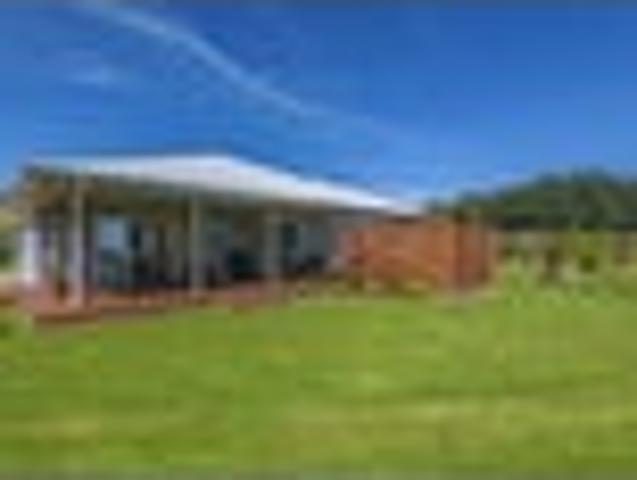 House for sale in Kimbolton