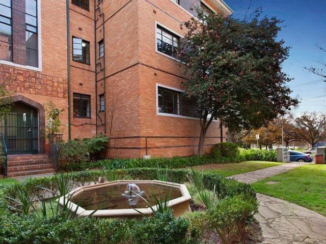 Apartment for rent in East Melbourne, Melbourne